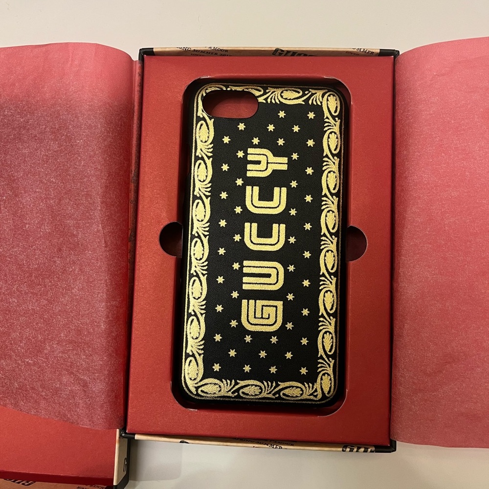 Gucci Iphone cover. Brand New